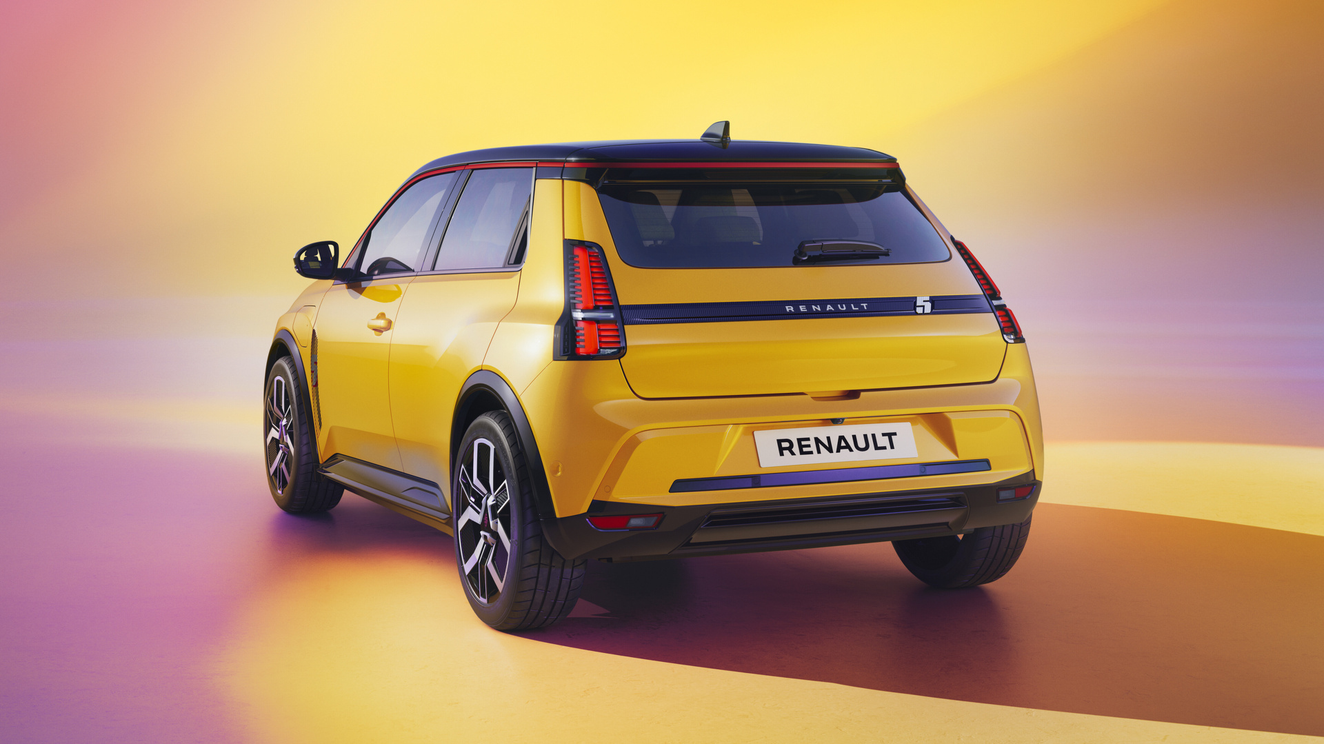 SMALL_Renault 5 E-Tech electric (5)